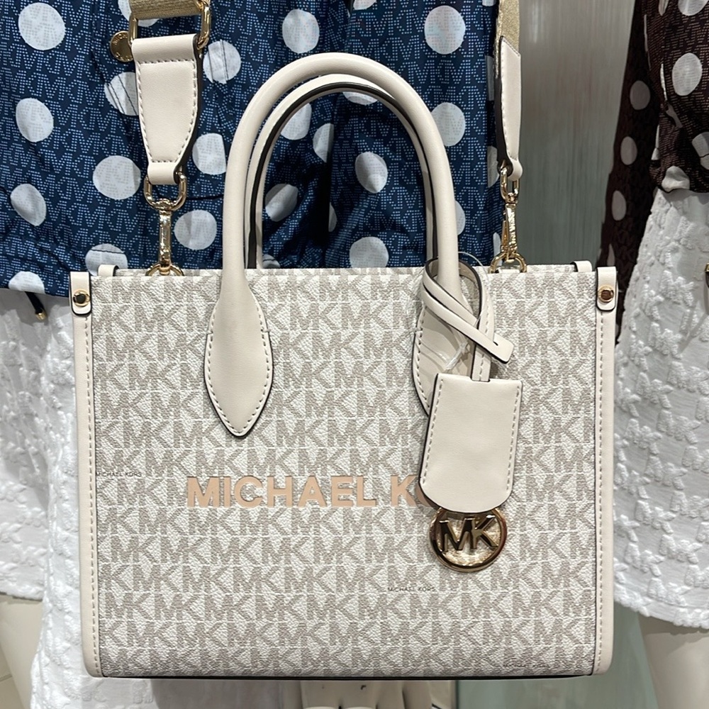 Michael Kors Mirella Small Signature Logo Crossbody Shopper TZ XBODY Bag
LT CRM - Picture 8 of 16